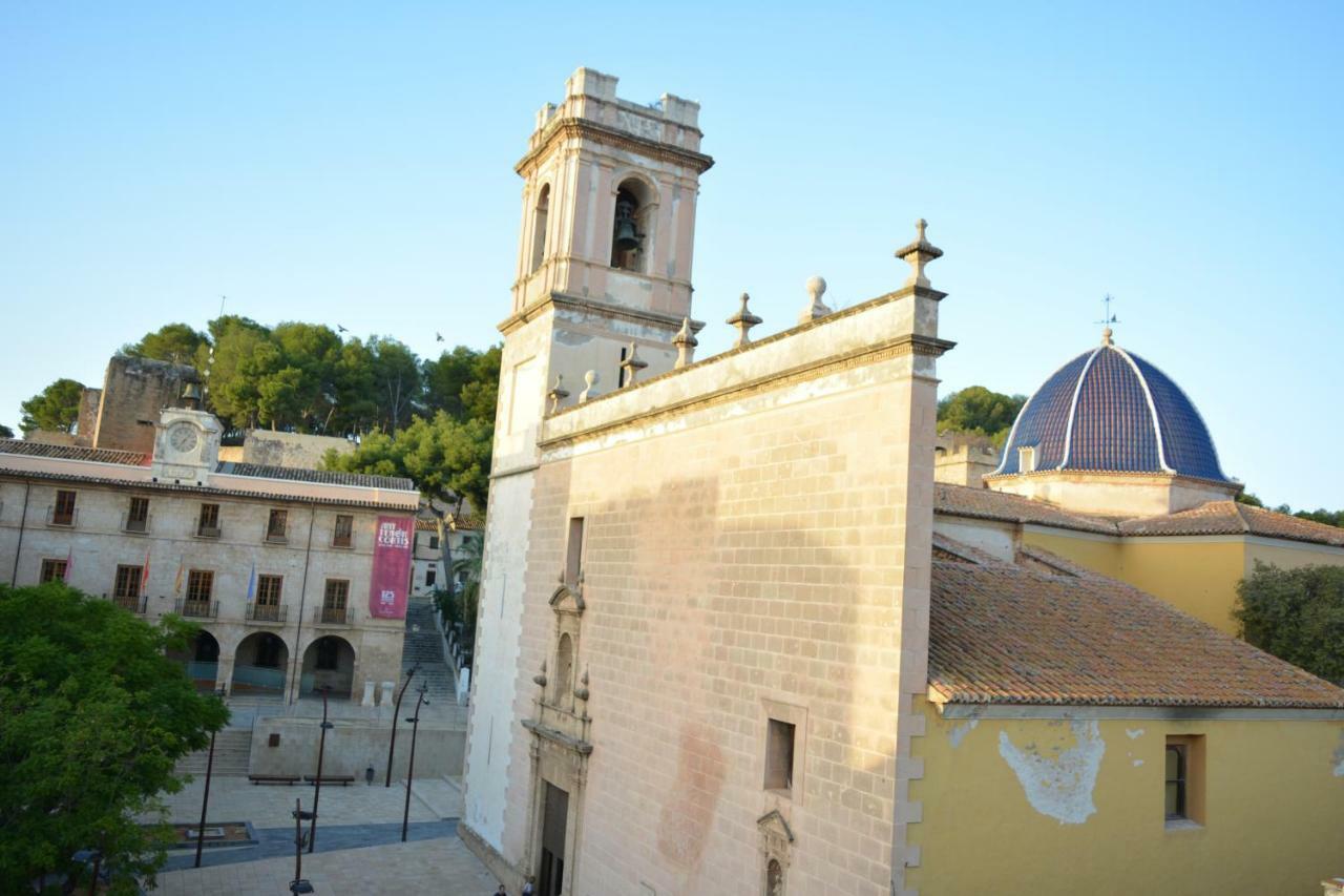 Estudios Ramon Llull Denia Exteriör bild